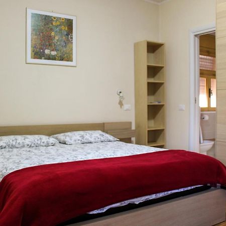 Nervesa della Battaglia Agrifoglio B&B المظهر الخارجي الصورة