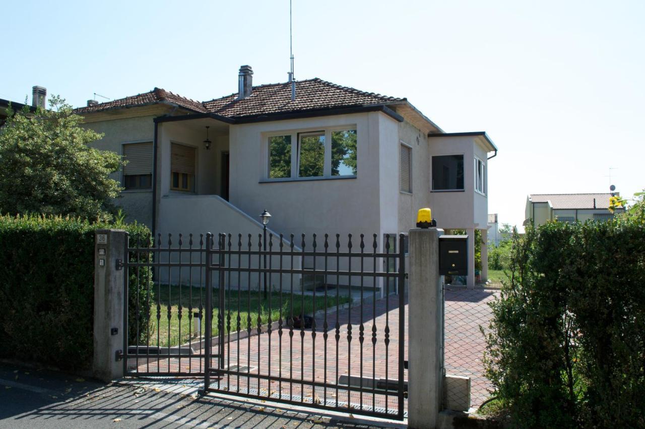 Nervesa della Battaglia Agrifoglio B&B المظهر الخارجي الصورة